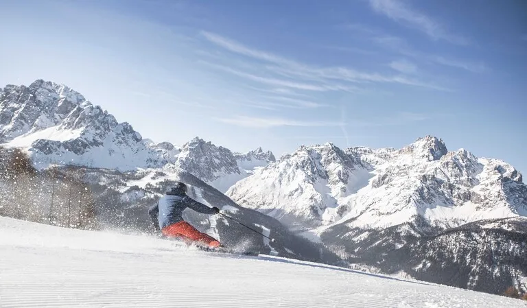 De mooiste wintersport vakantie in de Dolomieten | Ontdek het Pustertal 4 skifahren auf den traumhaften pisten c manuel kottersteger hirben naturlaub