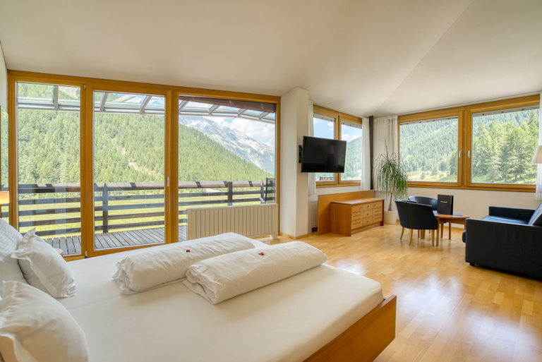 Hotel Cevedale | Ontdek de magie van de nazomer in Sulden am Ortler 2 Hotel Cevedale