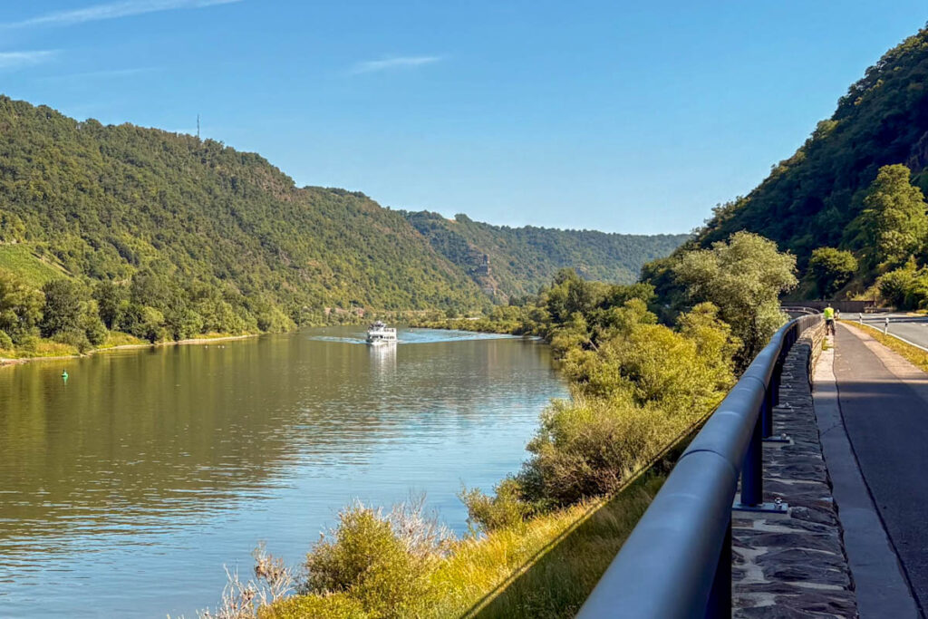Moezel fietsen traject cochem treis cfotograaf travelsbymonique
