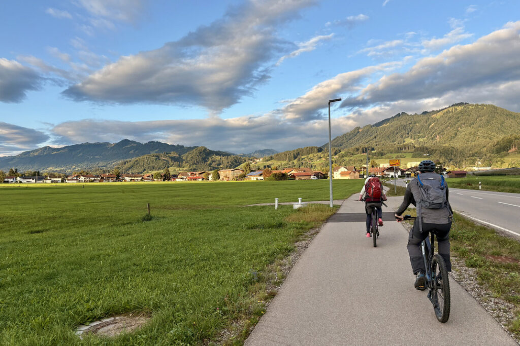 Waarom Alpzitt Chalets Allgäu de beste plek is | Alles wat telt is er 5 Allgau alpzitt chalets fietsen ©travelsbymonique