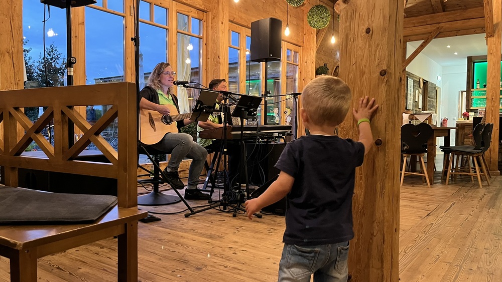 Familievakantie in Beieren | Ontdek luxe kamperen bij Vital CAMP Bayerbach 13 familievakantie-luxe-kamperen-chalet-vitalcamp-bayerbach