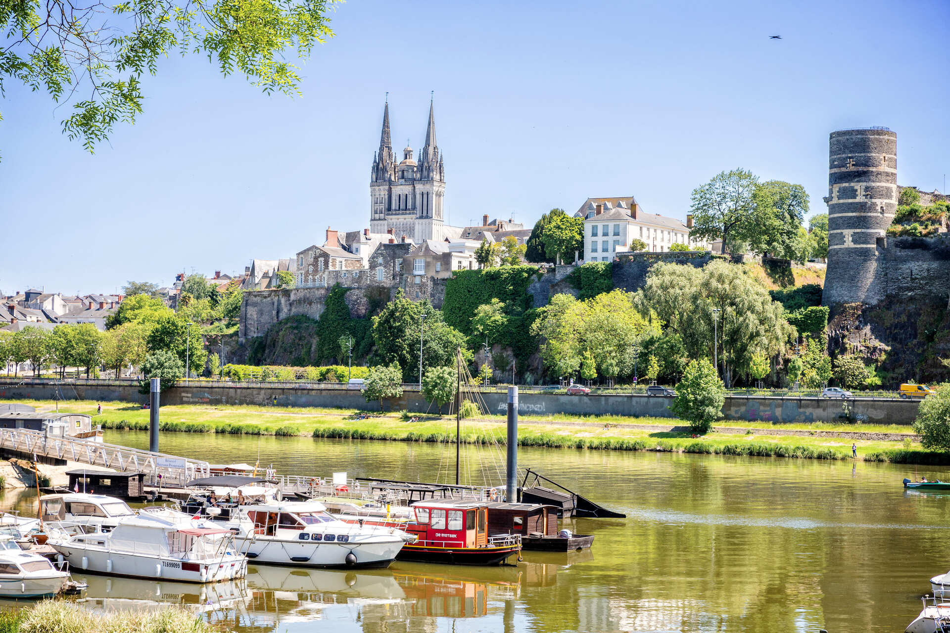 Franse stedentrips met de trein | Verrassend in het voorjaar en najaar 1 Frankrijk stedentrips Anger ©Dorothee Mouraud
