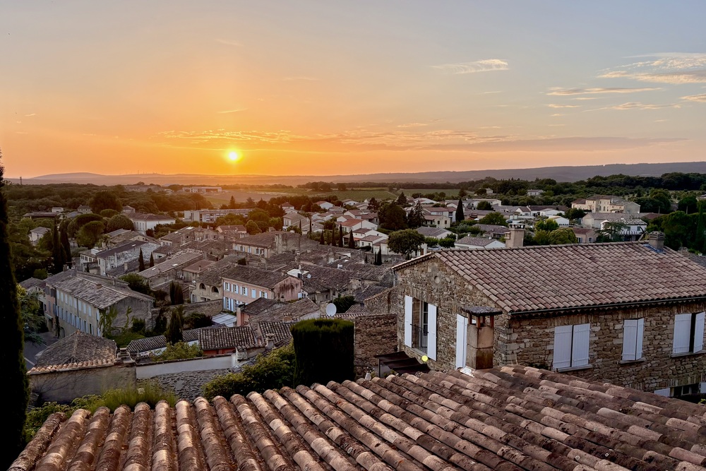 Drôme Provençale | 5 dagen langs lavendel, cultuur & tijdloze dorpen in Zuid-Frankrijk 19 Frankrijk Grignan zonsondergang