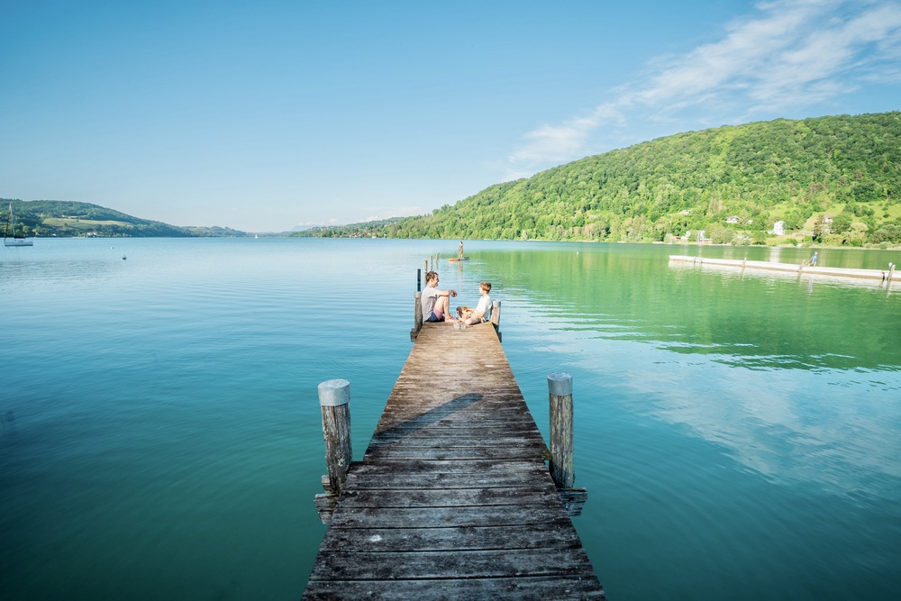 Isère - Franse Alpen | De mooiste 5 zwemmeren voor verkoeling in de zomer 3 Isère - Lac de Paladru - Franse Alpen
