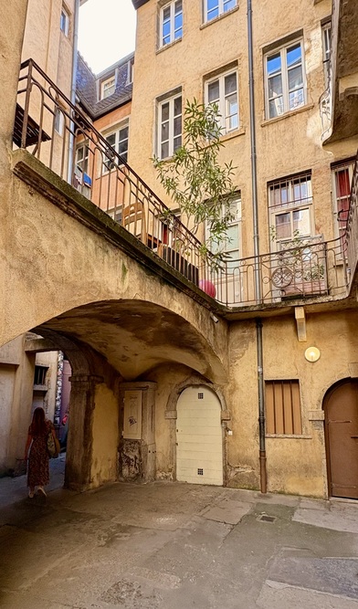 Drôme Provençale | 5 dagen langs lavendel, cultuur & tijdloze dorpen in Zuid-Frankrijk 5 Lyon Traboules