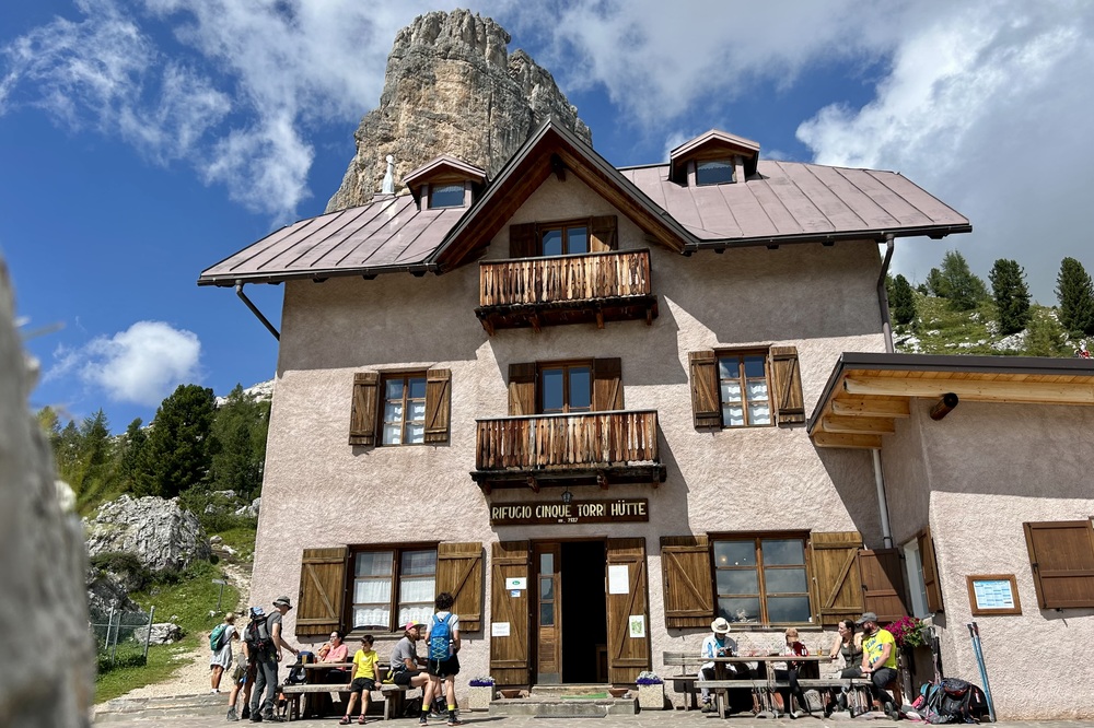 Italië Dolomieten Refugio Cinque Torri Hütte