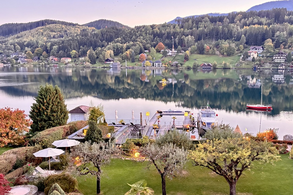 Millstätter See in de herfst | Verrassende belevenissen bij KOLLERs Hotel in Seeboden 15 Millstätter See in de herfst bij KOLLERs hotel bij avondlicht